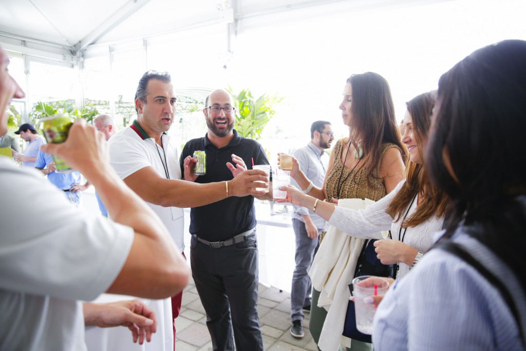 20170828_DEBANKED_GOLF_1926