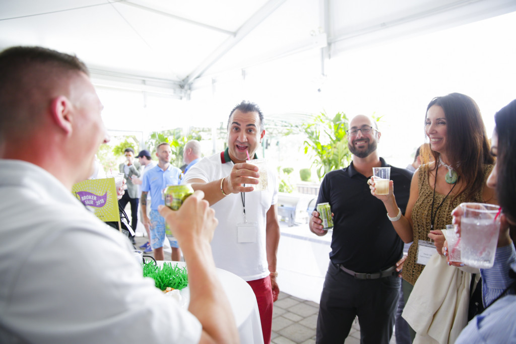 20170828_DEBANKED_GOLF_1937