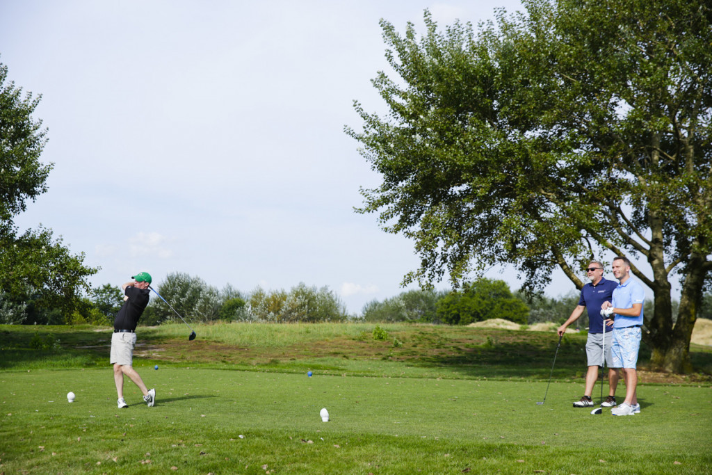 20170828_DEBANKED_GOLF_896